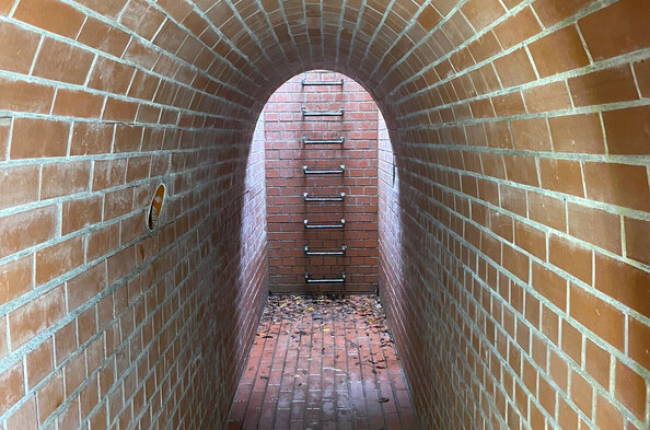 Důmyslný labyrint stok